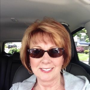 Meet your Posher, Nancy